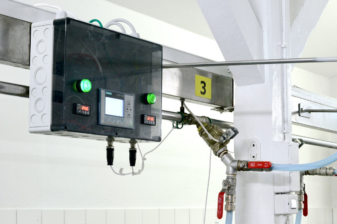 Steueranlage in der Produktion Vitalsprossen