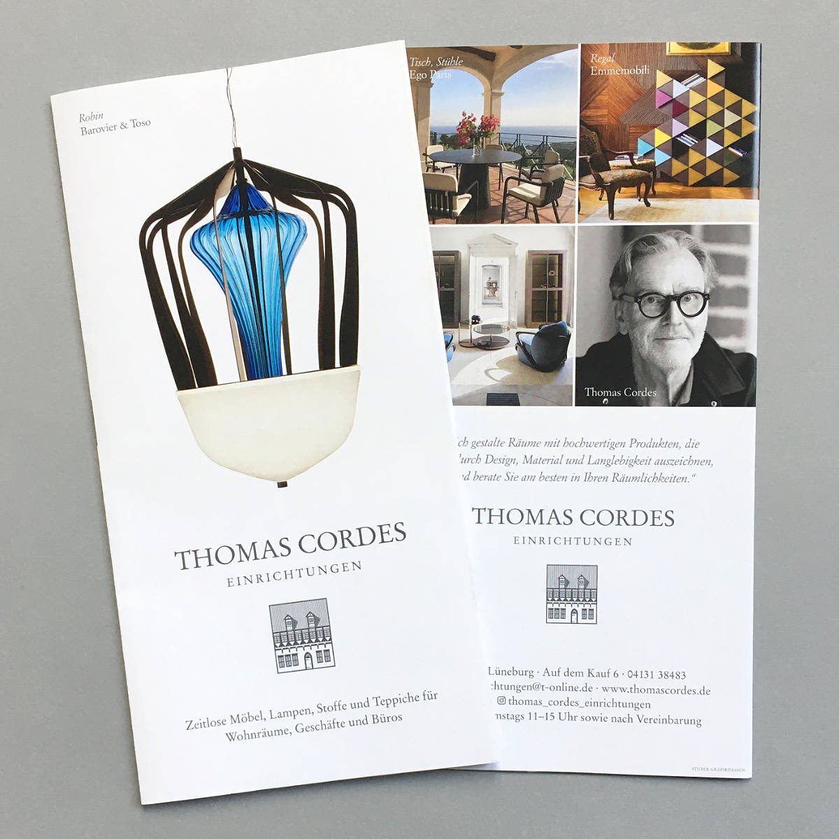 Vorder- und Rückseite des Flyers von Thomas Cordes Einrichtungen